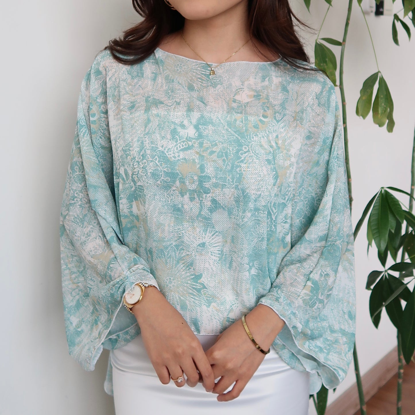 Printed Cape in Green Whisper