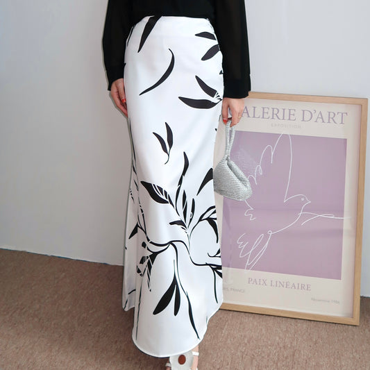 D'Leaf in White