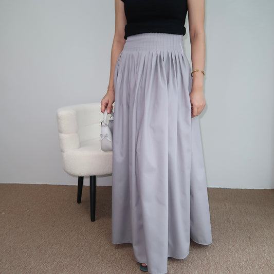 Flare Pleates Skirt in Smoke