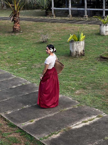 Flare Pleates Skirt in Ruby