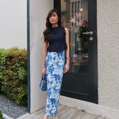 Pleated Season Skirt in Ocean Bloom